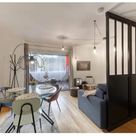 Cozy With Private Loggia *